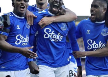 Doucoure stunner fires Everton to Premier League survival