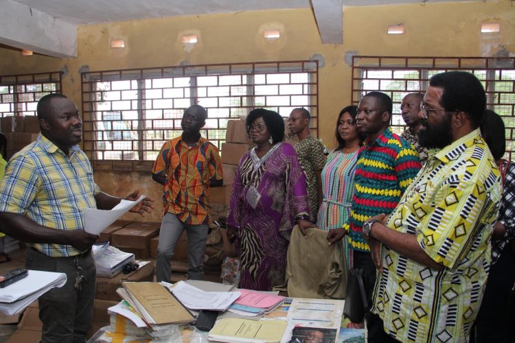 C/R: Government Assurance Committee inspects textbooks in Basic Schools