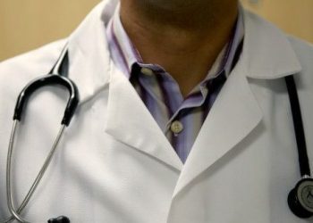 Doctor sacked for prescribing ice cream and video games to child with sore throat