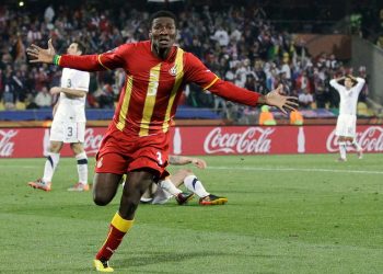 Asamoah Gyan retires from football