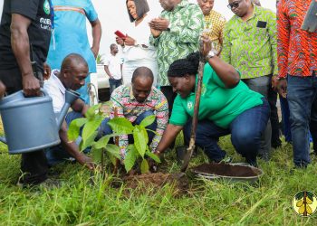 Mayor of Accra plants “Tree of Life” with Miss Earth Queens