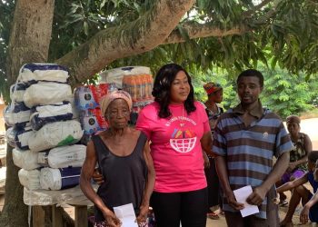 OT Linda Foundation donates to widows