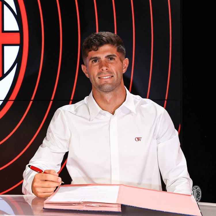 Pulisic completes £20m move from Chelsea to AC Milan