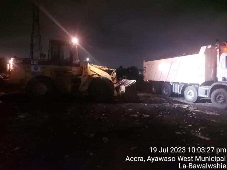 Ayawaso West Wuogon, MLGRD evacuate refuse to prevent flood