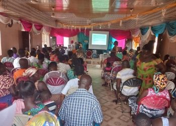 C/R: Wacam equips over 100 people with paralegal training