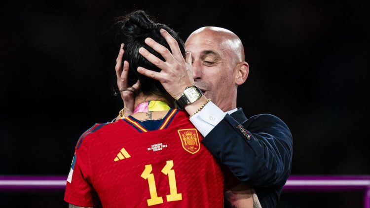 Judge opens investigations into Rubiales kiss