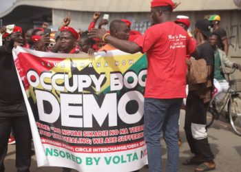 E/R: Suspected thief suffers cutlass wounds