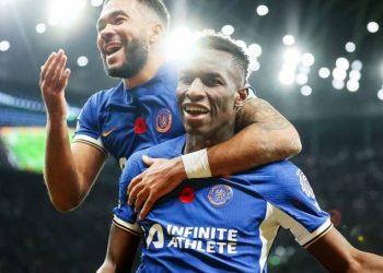 EPL: Chelsea beat nine man Tottenham in chaotic epic