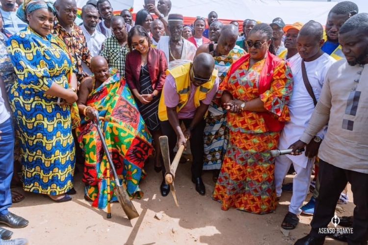 Asenso-Boakye breaks ground for upgrading works to begin in Alogboshie