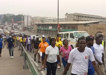 A/R: Journalists, MTN walk for health
