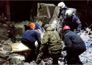 Lysychansk: Dozens killed in strike on Russia-held Ukraine city