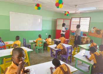 C/R: Assemblyman collaborates with Catholic Priest to build classrooms for school children