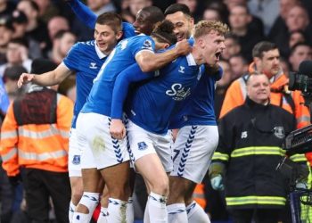 PL: Impressive Everton win to hit Liverpool title hopes