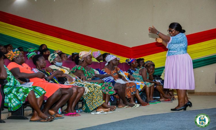 AMA trains fishmongers on essential techniques for fish handling, hygiene