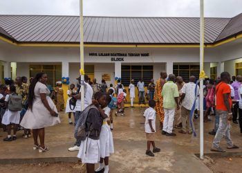 E/R: Nkwatia Nkosuohene hands over new school building to Kwahu East Education Directorate