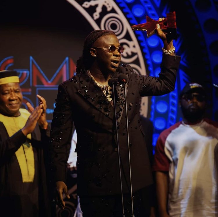 Stonebwoy wins ‘Artiste Of The Year’ at 25th TGMA