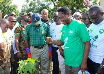 2024 GREEN GHANA DAY: Otumfuo Osei Tutu II leads tree planting exercise