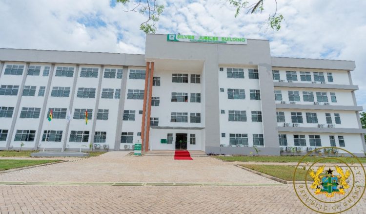 Akufo-Addo inaugurates Silver Jubilee building at UDS