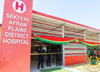 President Akufo-Addo commissions 4 District Hospitals in Ashanti region