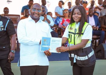 From head pans to steering wheels: 22 Kayayei graduate as bus drivers