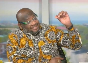 Metro TV security guard injured as Police disrupt live program