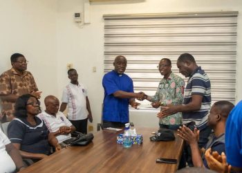 Presbyterian Church of Ghana supports Korle Bu Renal Unit with GHC 20,000