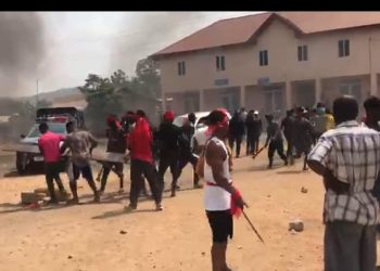 E/R: Two dead, several injured in violent clash over sand winning at Ayensuano