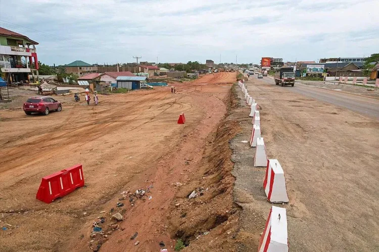 Kasoa-Winneba road dualisation to be extended to Cape Coast – Mahama