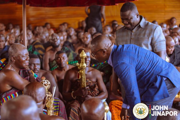 Energy Minister assures Otumfour of improved power supply in Kumasi
