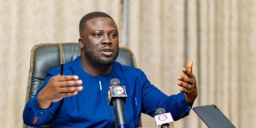 Gov’t donates ₵150,000 to Konongo-Odumase explosion victims