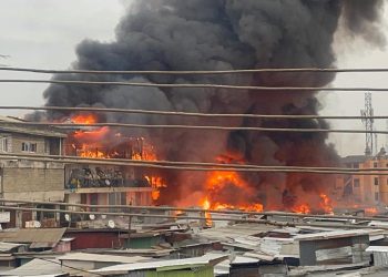 A/R: Fire engulfs commercial building at Adum PZ in Kumasi