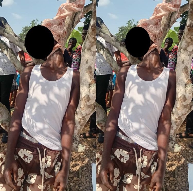 E/R: Man, 25, hangs himself at Akyem Kade Baptist JHS