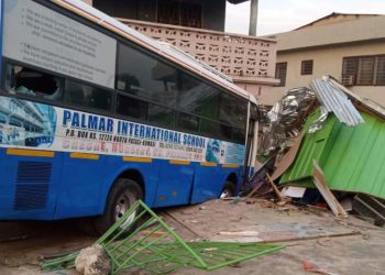 A/R: Two dead in gory school bus accident at Patasi