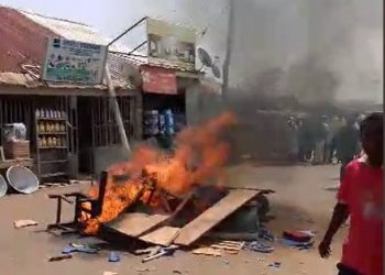 NDC Thugs  Vandalise Property in Asante Mampong Party Office