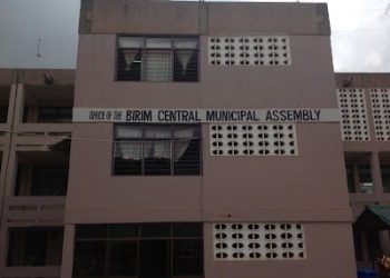 Birim Central MCE engages Youth Development minister for strategic partnership