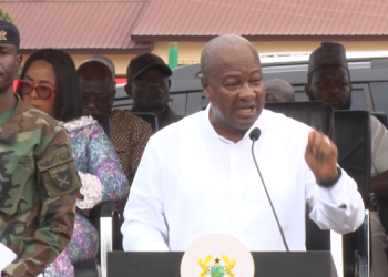 Government to decentralise sanitation budget — Mahama