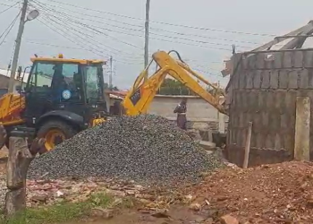 Illegal shrine on Nungua coastal road demolished amid resistance