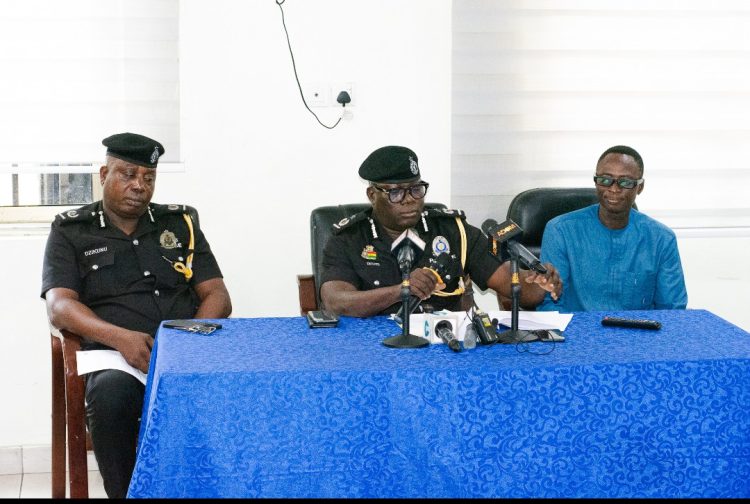 30 – year – old trader arrested for illegal possession of opioid substance and unlicensed weapon