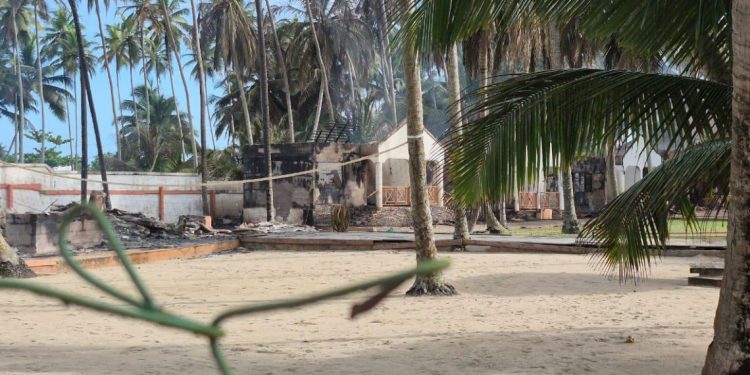 W/R: Fire guts 18 rooms at Maaha Beach Resort, 15 at Vision Resort