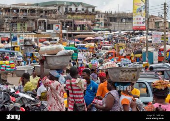 Trader – unions demand immediate action to decongest streets and pavements in Kumasi