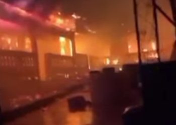 E/R: Mother, children escape after fire guts seven – bedroom home in Nkawkaw