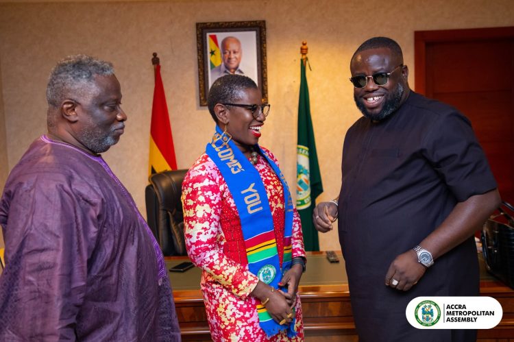 Freetown Mayor calls on AMA boss, extends condolences over helicopter crash