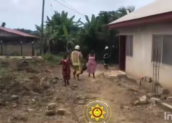 C/R: GNFS rescue 4 LPG explosion victims at Ntranoa