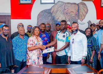 NPP Youth Executives pick flag bearer forms for Dr. Bryan Acheampong