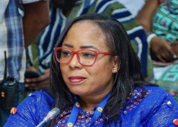 Stop dozing on the job – Minister calls out inefficient MMDCEs