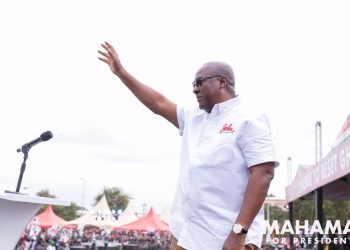 Mahama meets press tonight