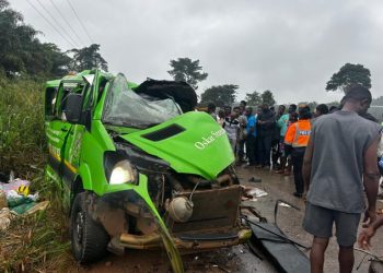 One killed, scores critically injured in gory collision on Obuasi-Dunkwa highway