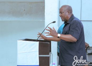 Mahama meets press tonight