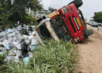 One killed in truck crash on Cape Coast – Accra Highway