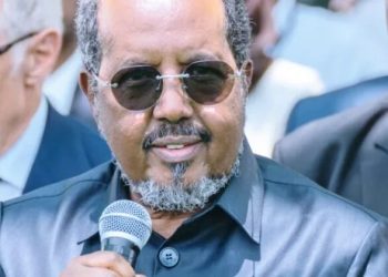 TikTokers arrested for insulting Somalia’s president in dance video